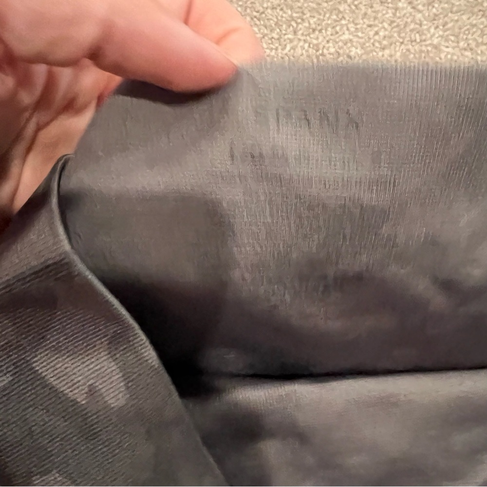 SPANX Look At Me Now Camo Seamless Leggings‎ - Picture 6 of 8